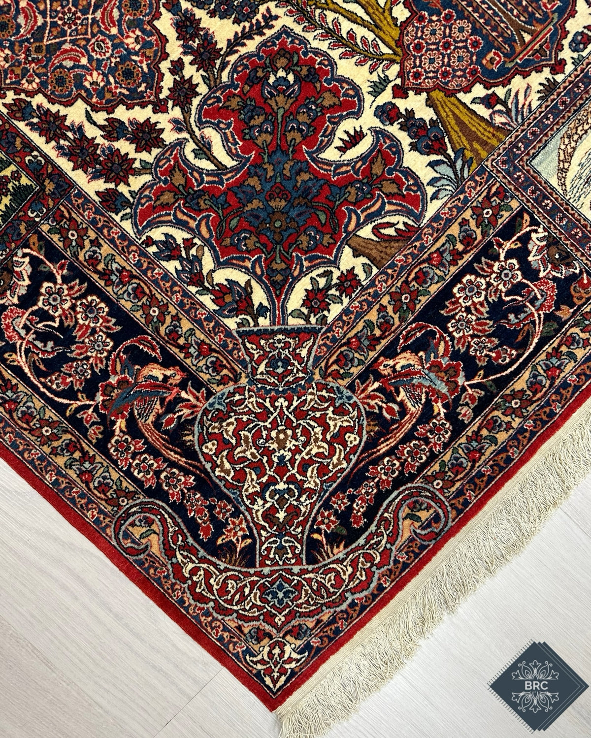 Antique Persian Isfahan Rug Circa 1900 | 4' 7" X 6' 11" | Multi-Colour | Urban Production