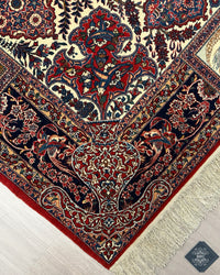 Antique Persian Isfahan Rug Circa 1900 | 4' 7" X 6' 11" | Multi-Colour | Urban Production