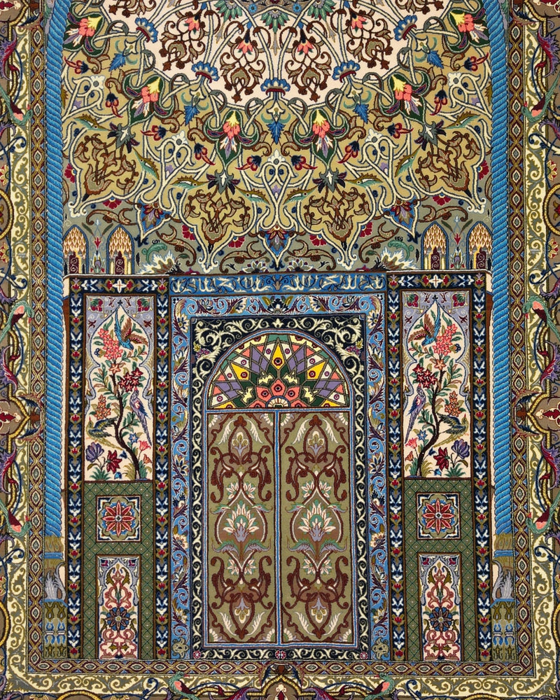 Persian Isfahan Rug | 5' 4" X 8' 1" | Multicolour | Extremely Fine | Urban Production