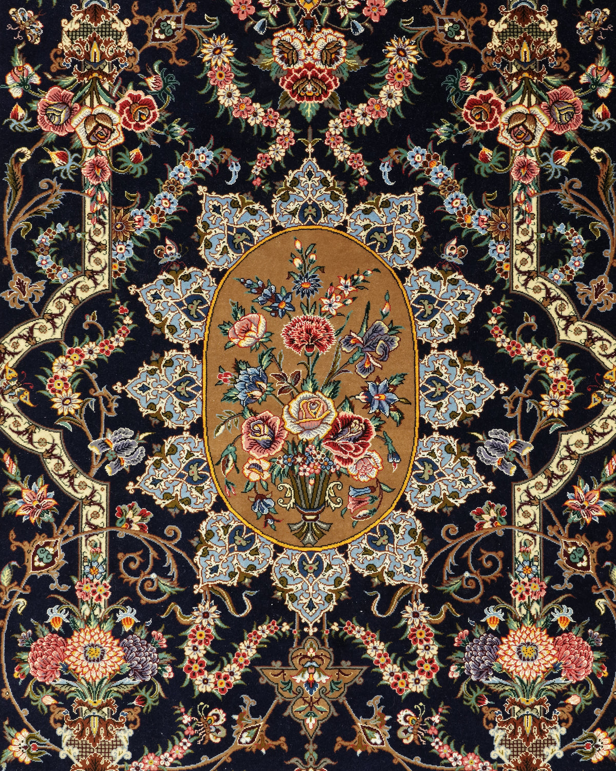 Persian Isfahan Rug | 4' 3" X 6' 2" | Midnight Blue Colour | Floral Medallion Design | Urban Production