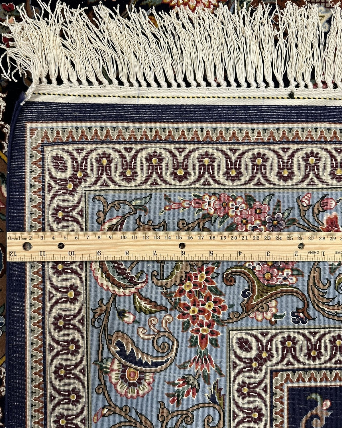 Persian Isfahan Rug | 4' 3" X 6' 2" | Midnight Blue Colour | Floral Medallion Design | Urban Production