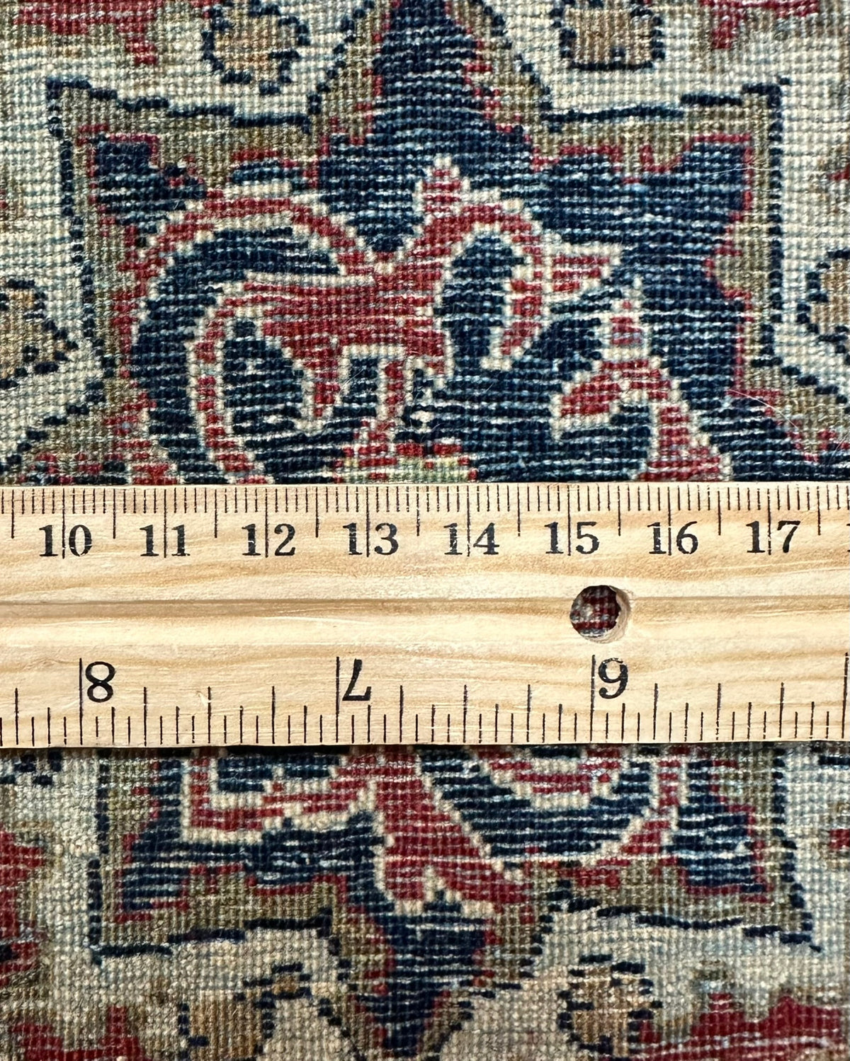Antique Persian Isfahan Shureshi Rug Circa 1910 | 4' 7" X 7' 3" | Ivory & Red Colours | Medallion Design | Urban Production