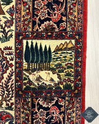 Antique Persian Isfahan Rug Circa 1900 | 4' 7" X 6' 11" | Multi-Colour | Urban Production