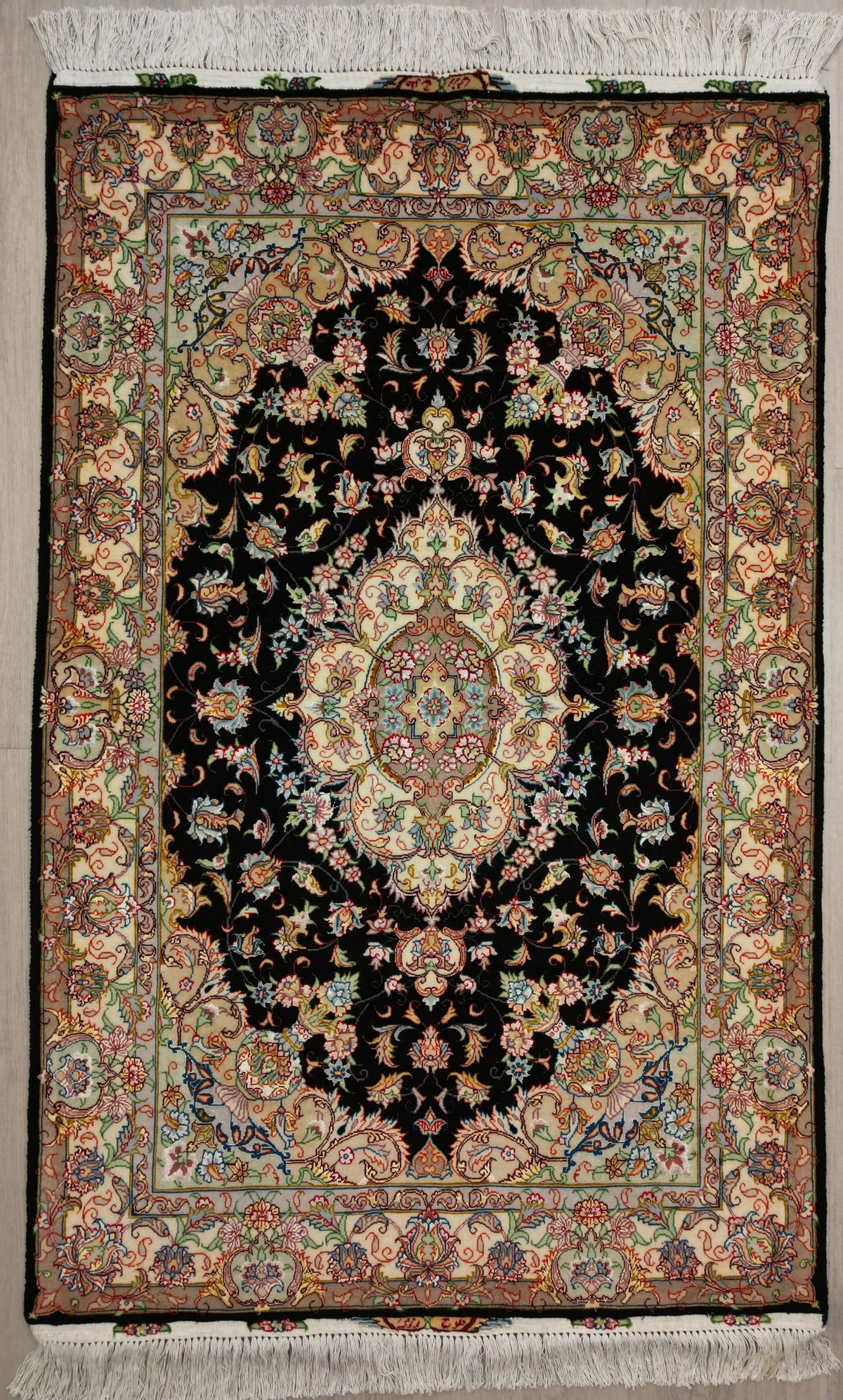 Persian Tabriz Rug | 3' 4" X 5' 1" | Peach & Black Colours | Urban Production