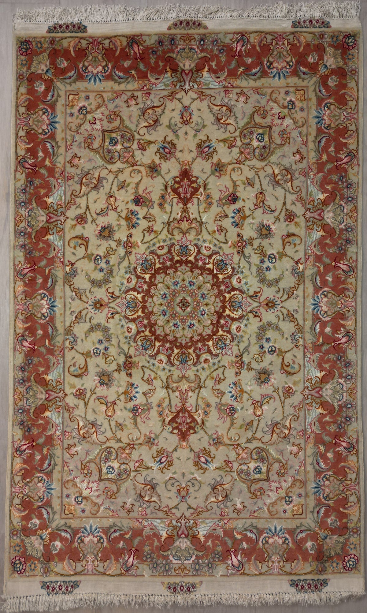 Persian Tabriz Rug | 3' 3" X 5' 1" | Peach & Black Colours | Urban Production