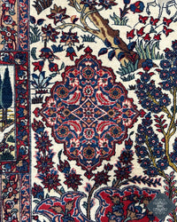 Antique Persian Isfahan Rug Circa 1900 | 4' 7" X 6' 11" | Multi-Colour | Urban Production