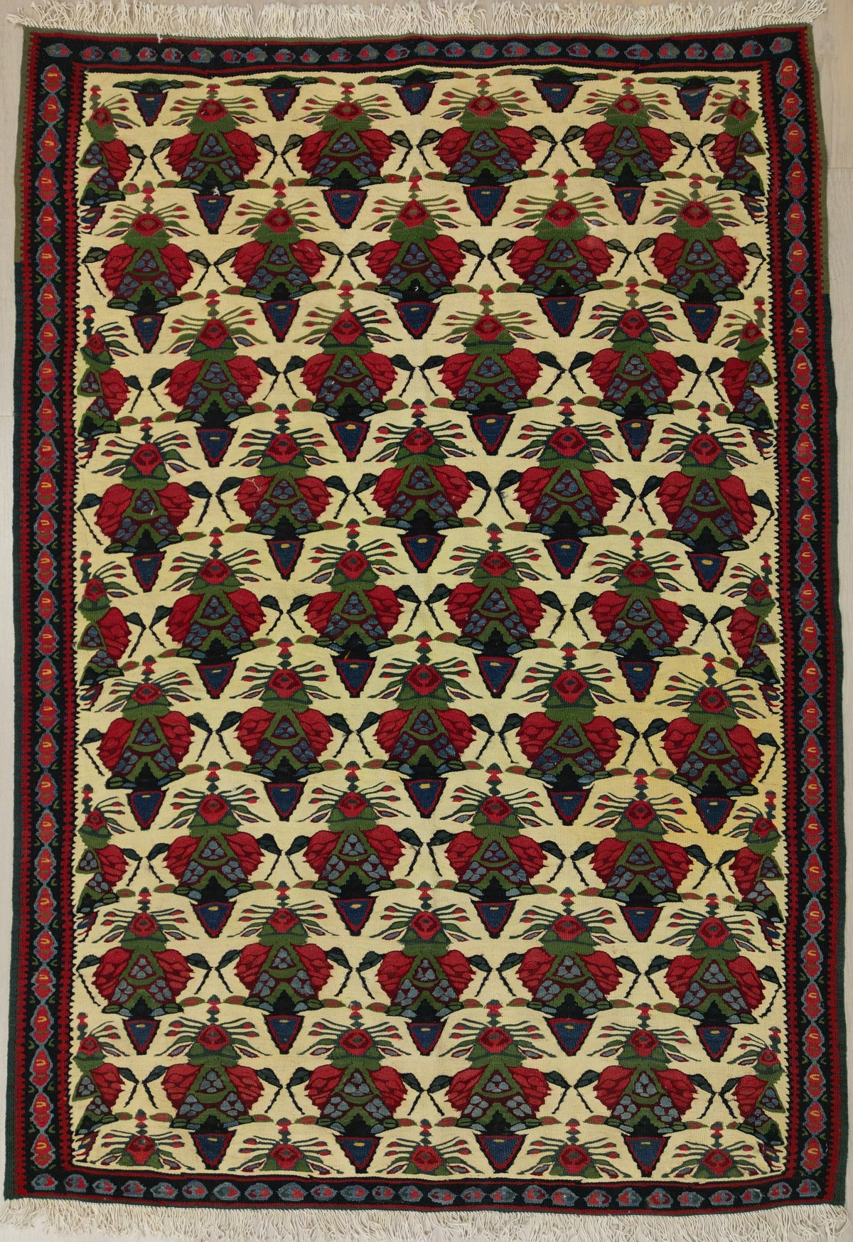 Persian Senneh Kilim | 3' 11" X 5' 7" | Multi-Colour | Tribal Production