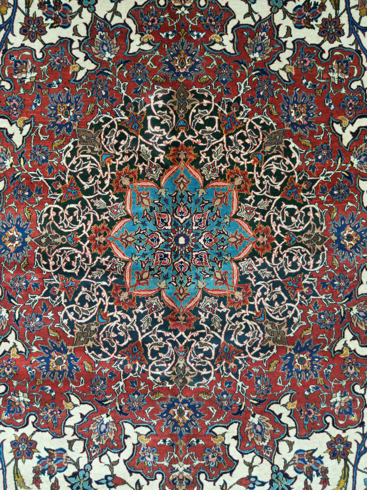 Antique Persian Isfahan Shureshi Rug Circa 1930  | Designed by Ahmad Archang | 14' 6" X 10' 6" | Cream & Red Colours | Urban Production | Extremely Fine